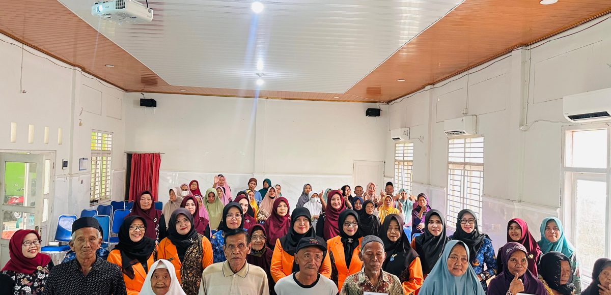 DP3AKB Kabupaten Grobogan bersama Gabungan Organisasi Wanita (GOW) Kabupaten Grobogan mengadakan kegiatan Peningkatan Kesejahteraan Lansia